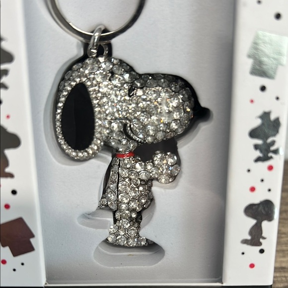 Peanuts Silver Snoopy Bag Charm Collectables ✨🖤 - Picture 2 of 7